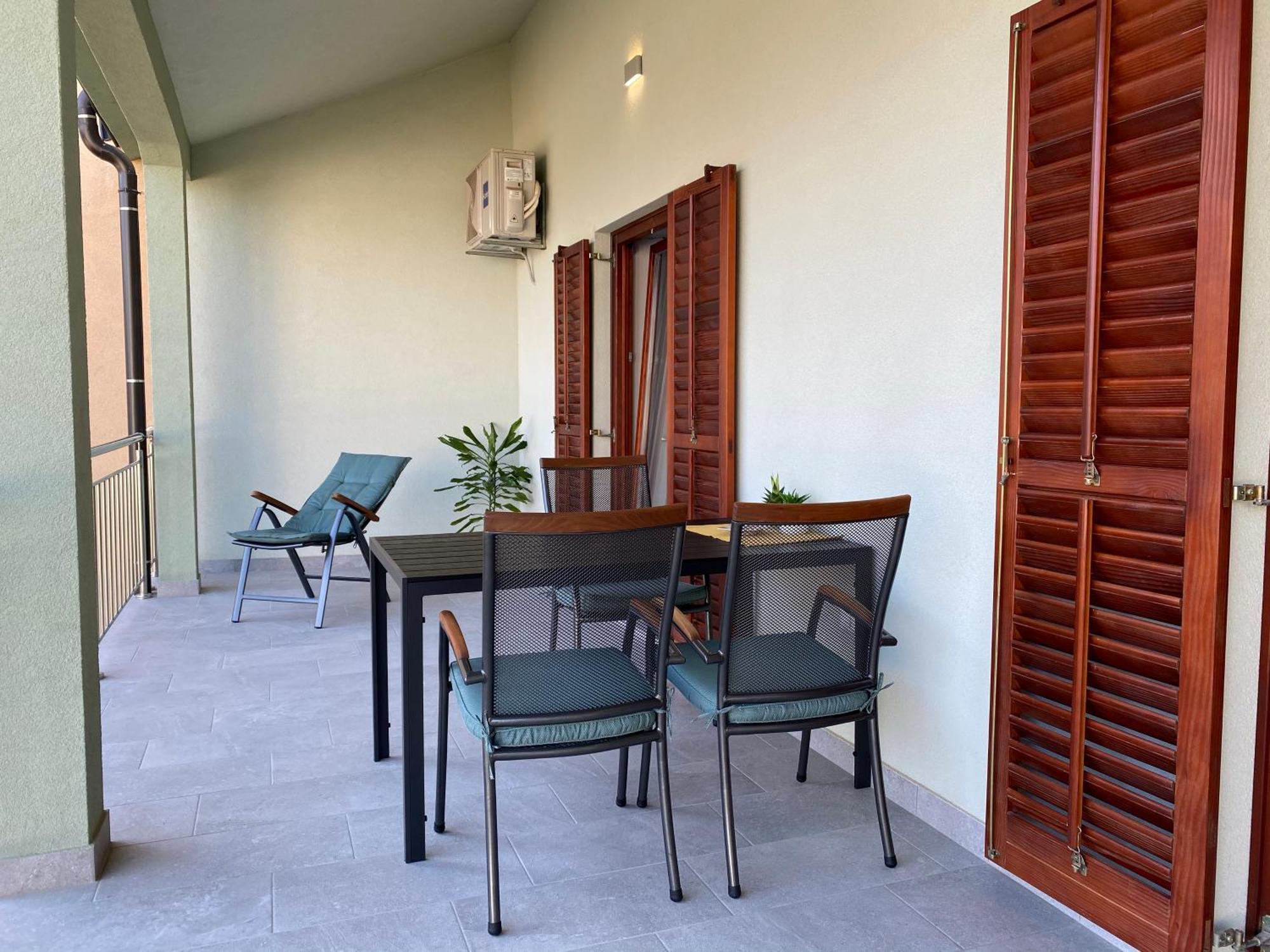 Green House Apartments Novi Vinodolski Room photo